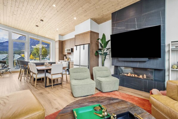 TV, fireplace, stereo, offices