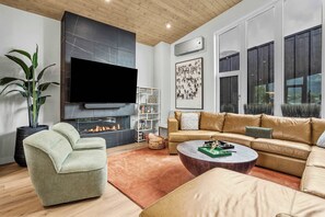 TV, fireplace, stereo, offices