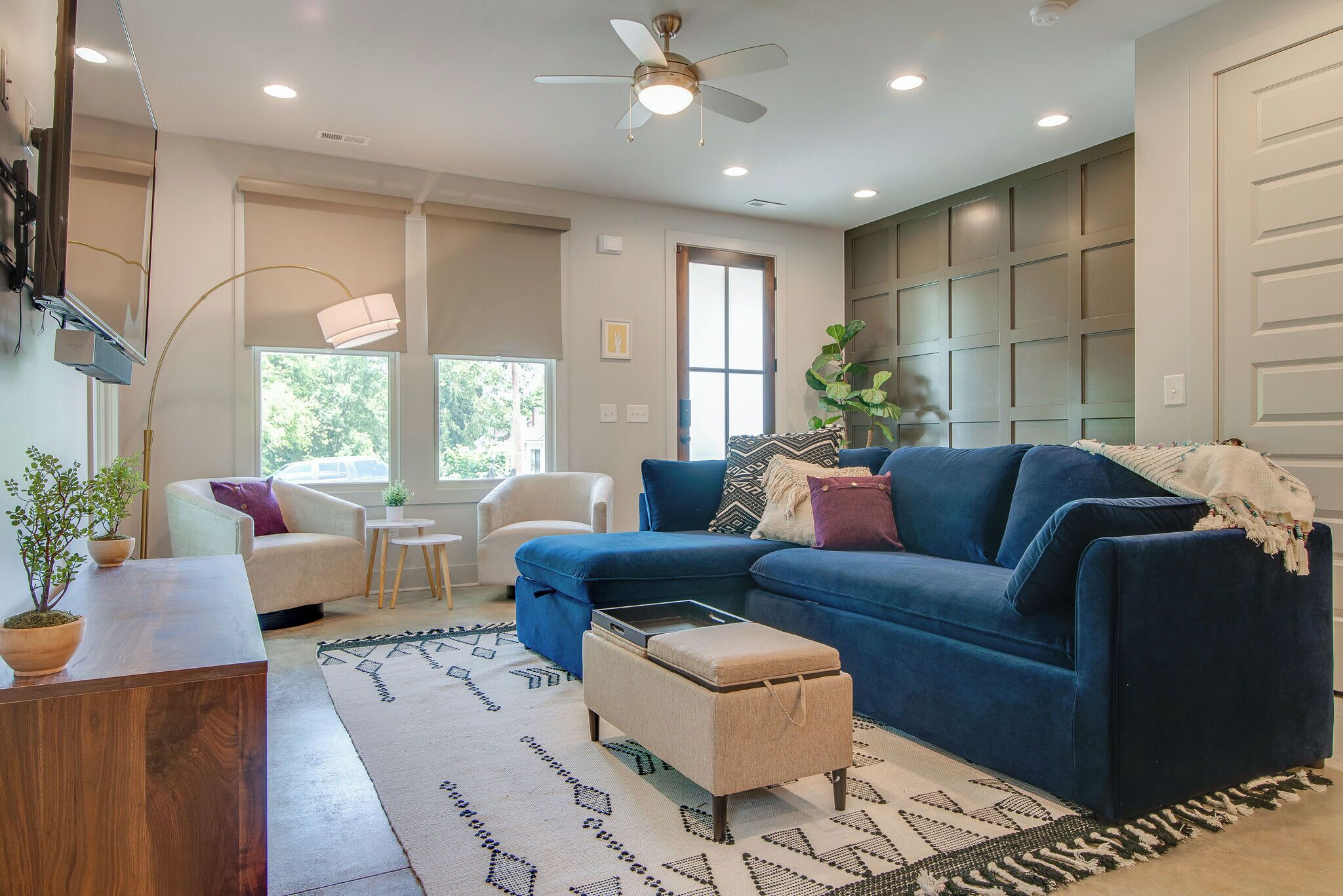The Bailey-Upscale Living w/ Rare Garage Parking