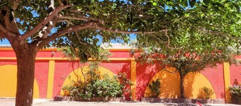 Acogedora casa de 2, recámaras con WiFi, aire y estacionamiento  en Cd. Juárez