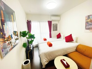 1 bedroom, desk, iron/ironing board, free WiFi - Skytree & Asakusa in front! Newly built clean apt! (墨田区)