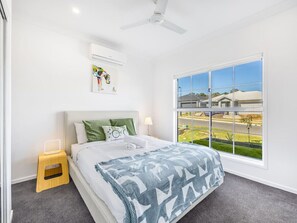 4 sovrum, strykjärn/strykbräda, gratis wi-fi och sängkläder