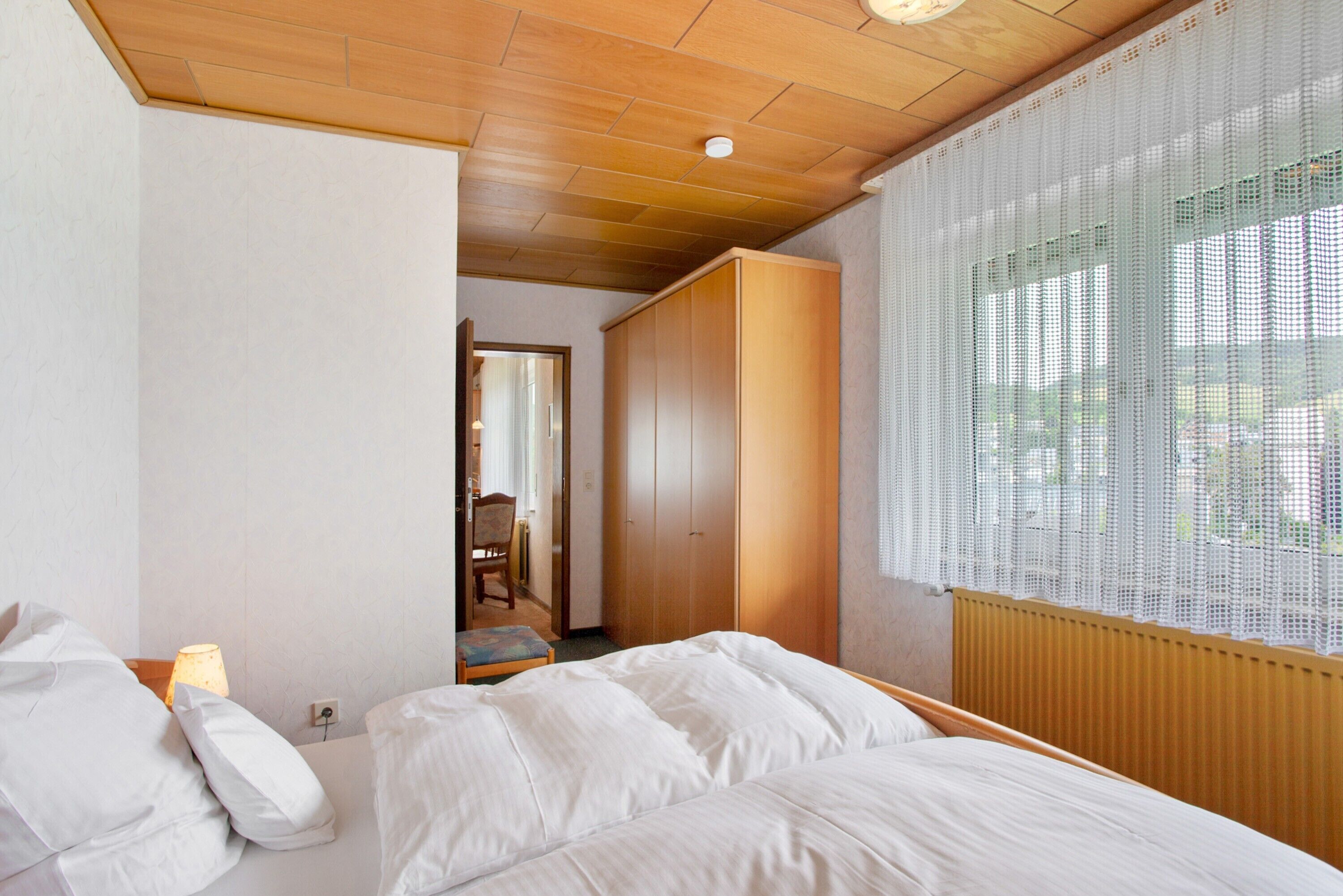 2 chambres, fer et planche à repasser, Wi-Fi gratuit, draps fournis