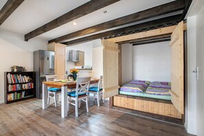 2 chambres, Wi-Fi gratuit, draps fournis