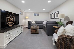 TV, foosball - The Denver Retreat: Game Room & Hot Tub & Family (Denver)