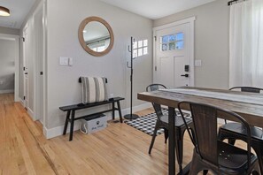 Dining - The Denver Retreat: Game Room & Hot Tub & Family (Denver)