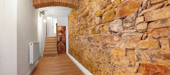 Apartment 'Ferienwohnung Rheinschlendern' with Shared Terrace and Wi-Fi