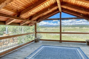 Unclassified image, 2 of 50, button - Swiss Summit Pagosa:Newly Remodeled Chalet with Hot Tub, Stunning Views, Minutes to Downtown Pagosa (Pagosa Springs)