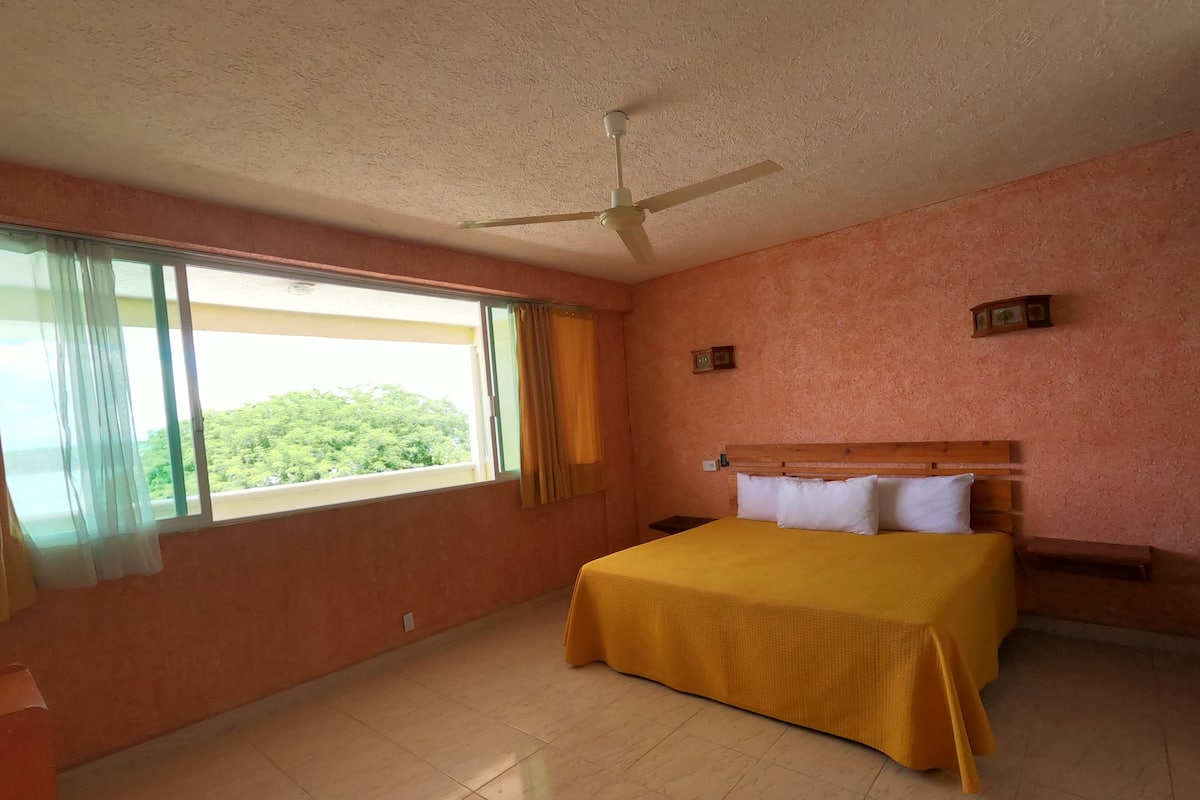 Executive Room, 1 King Bed | 1 bedroom
