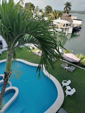 Outdoor pool - Marina Palace Tequesquitengo (Jojutla)
