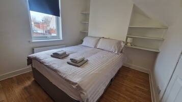 1 bedroom, desk, iron/ironing board, free WiFi