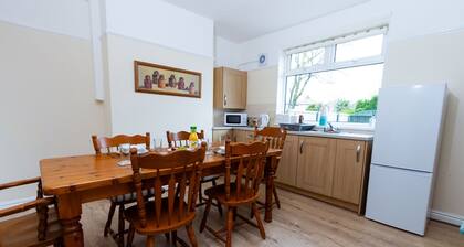 Spacious 2BR Home with Free Parking