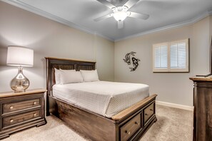 4 dormitorios, tabla de planchar con plancha, wifi gratis y ropa de cama