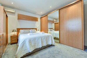 4 bedrooms, iron/ironing board, free WiFi, bed sheets - Villa for rent in Benissa, CASCADA (Benissa)