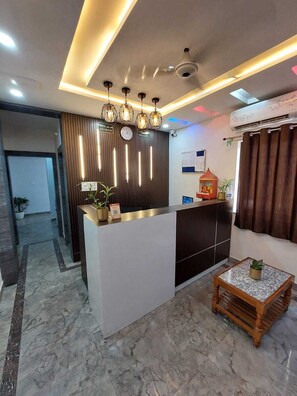 Reception - Hotel Royals (Ranchi)