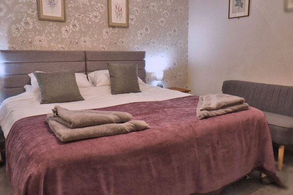 House | 1 bedroom