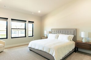 4 habitaciones, cuna de viaje, wifi gratis y ropa de cama 