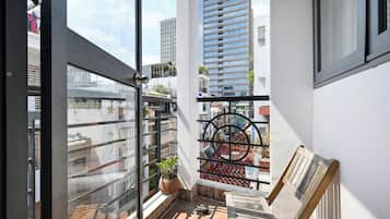 King Room with Balcony | Balcony