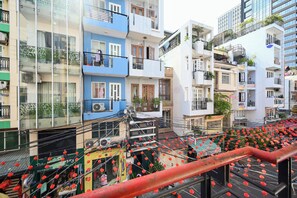 Balcony - Ohio Hotel & Apartment (Ho Chi Minh City)