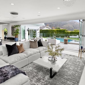 Rumah | 5 kamar tidur