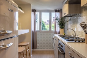Apartment, Stadtblick | Eigene Küche | Großer Kühlschrank, Mikrowelle, Ofen, Espressomaschine