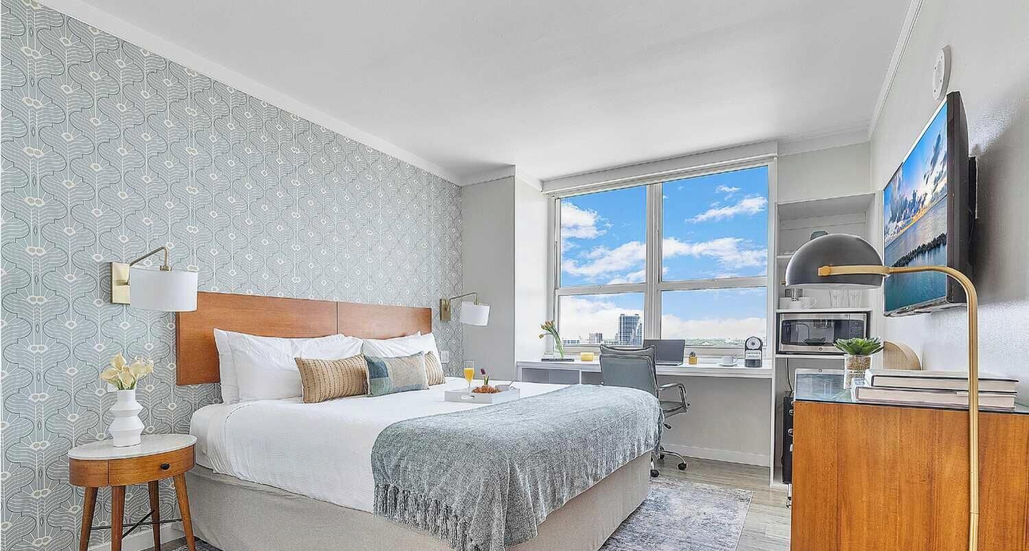 Iron/ironing board, travel crib, WiFi, bed sheets