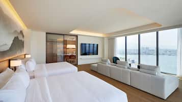 Homm Suite, 2 King Beds, Ocean + Lake View