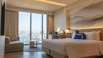 Down comforters, pillowtop beds, minibar, in-room safe