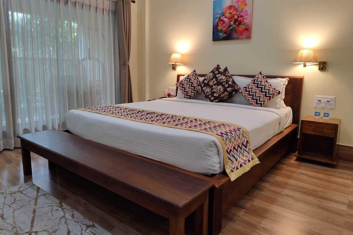 Premium Single Room, 1 Bedroom, Non Smoking, Resort View | Premium bedding, individually furnished, desk, laptop workspace