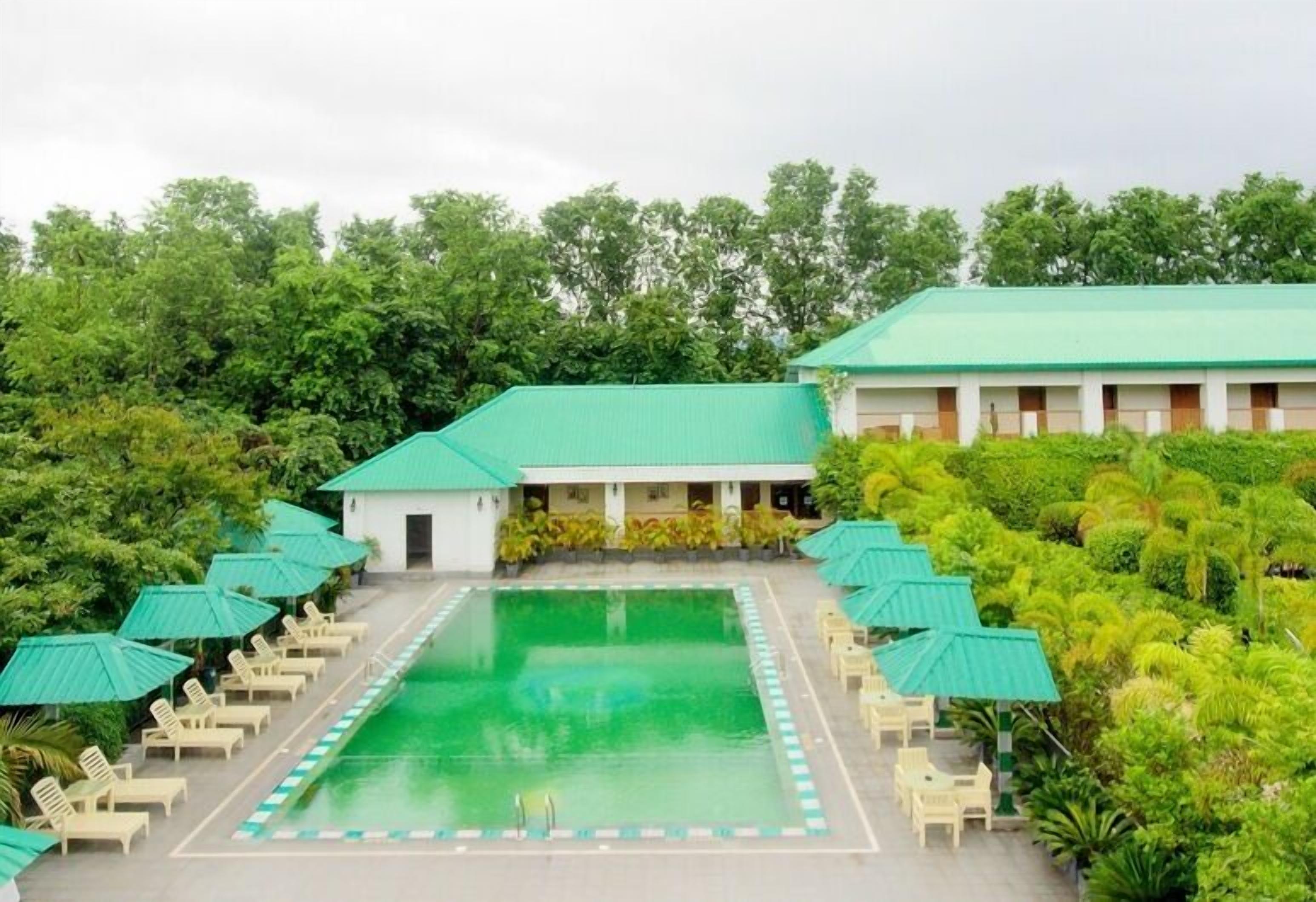 สระธรรมชาติ