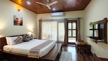 Enkeltrom – premium, 1 soverom, ikke-røyk, resort-utsikt | Sengetøy av topp kvalitet, individuelt innredet og skrivebord