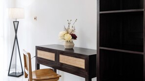 Luxury-Villa, 6 Schlafzimmer, eigener Pool, Poolblick | 6 Schlafzimmer, Zimmersafe, laptopgeeigneter Arbeitsplatz