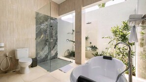Luxury-Villa, 6 Schlafzimmer, eigener Pool, Poolblick | Badezimmer