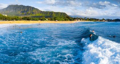 @Marbella Lane - Elegant 3BR w/ Marvelous Views