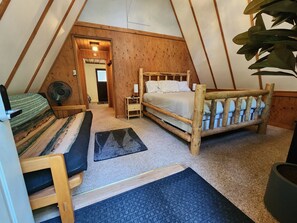 1 bedroom, in-room safe, travel cot, free WiFi