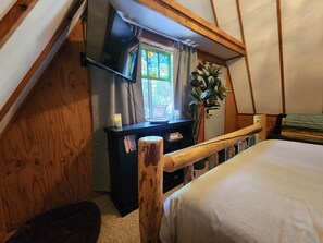 1 bedroom, in-room safe, travel crib, free WiFi