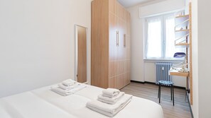 Apartamento (2 Bedrooms) | 2 dormitorios, tabla de planchar con plancha, cunas (de pago)