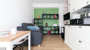 อพาร์ทเมนท์ (2 Bedrooms) | ด้านหน้าที่พัก