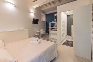 Studio Supérieur, vue jardin | Fer et planche à repasser, Wi-Fi gratuit