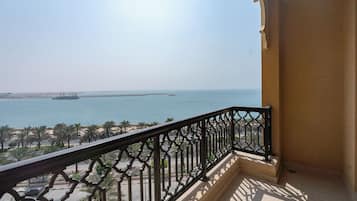 Deluxe Apartment, Balcony, Sea View | Balcony