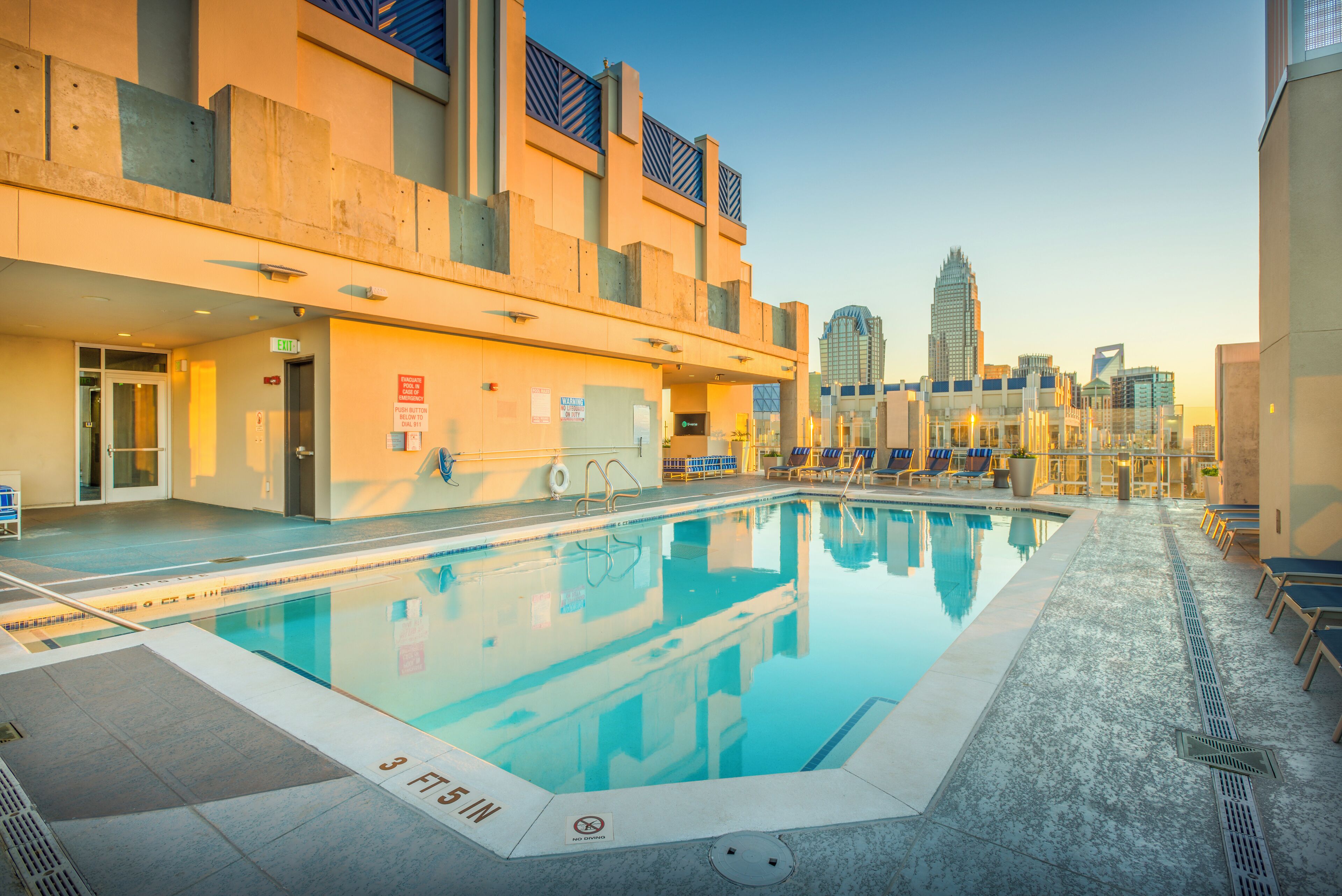 Piscina all'aperto