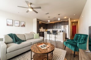 Appartement, 1 chambre | Coin séjour