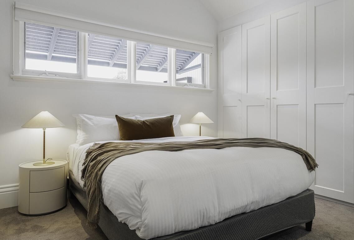 4 bedrooms, desk, WiFi