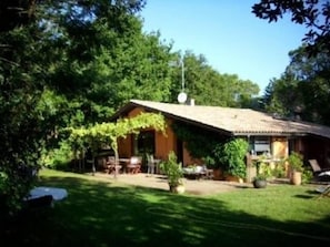 Esterni