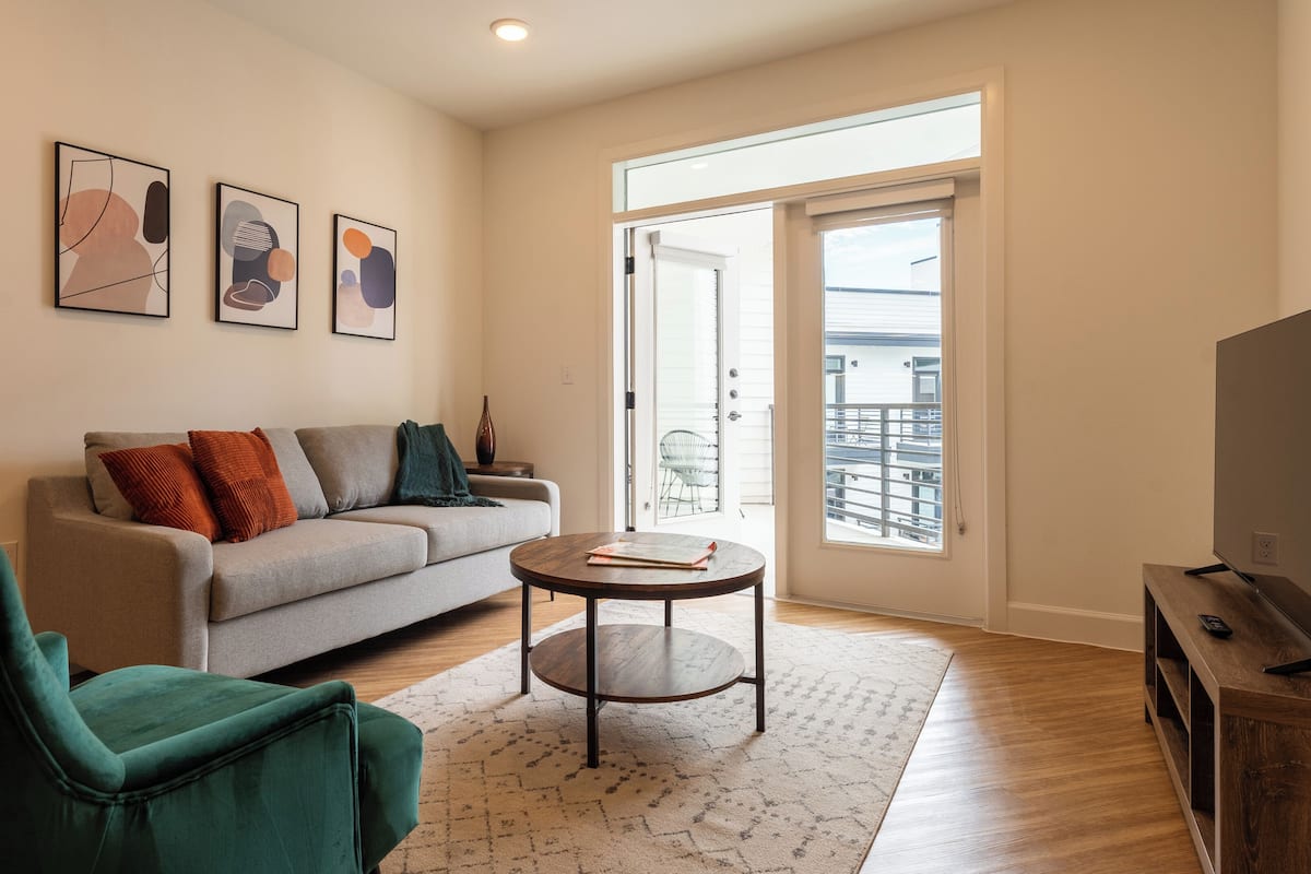 Deluxe Suite | Living area