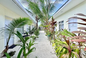 Deluxe Triple Room | Garden view
