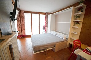 1 sovrum, strykjärn/strykbräda, gratis wi-fi och sängkläder