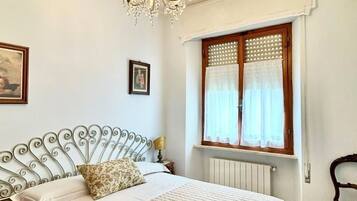 2 Schlafzimmer, Verdunkelungsvorhänge, schallisolierte Zimmer