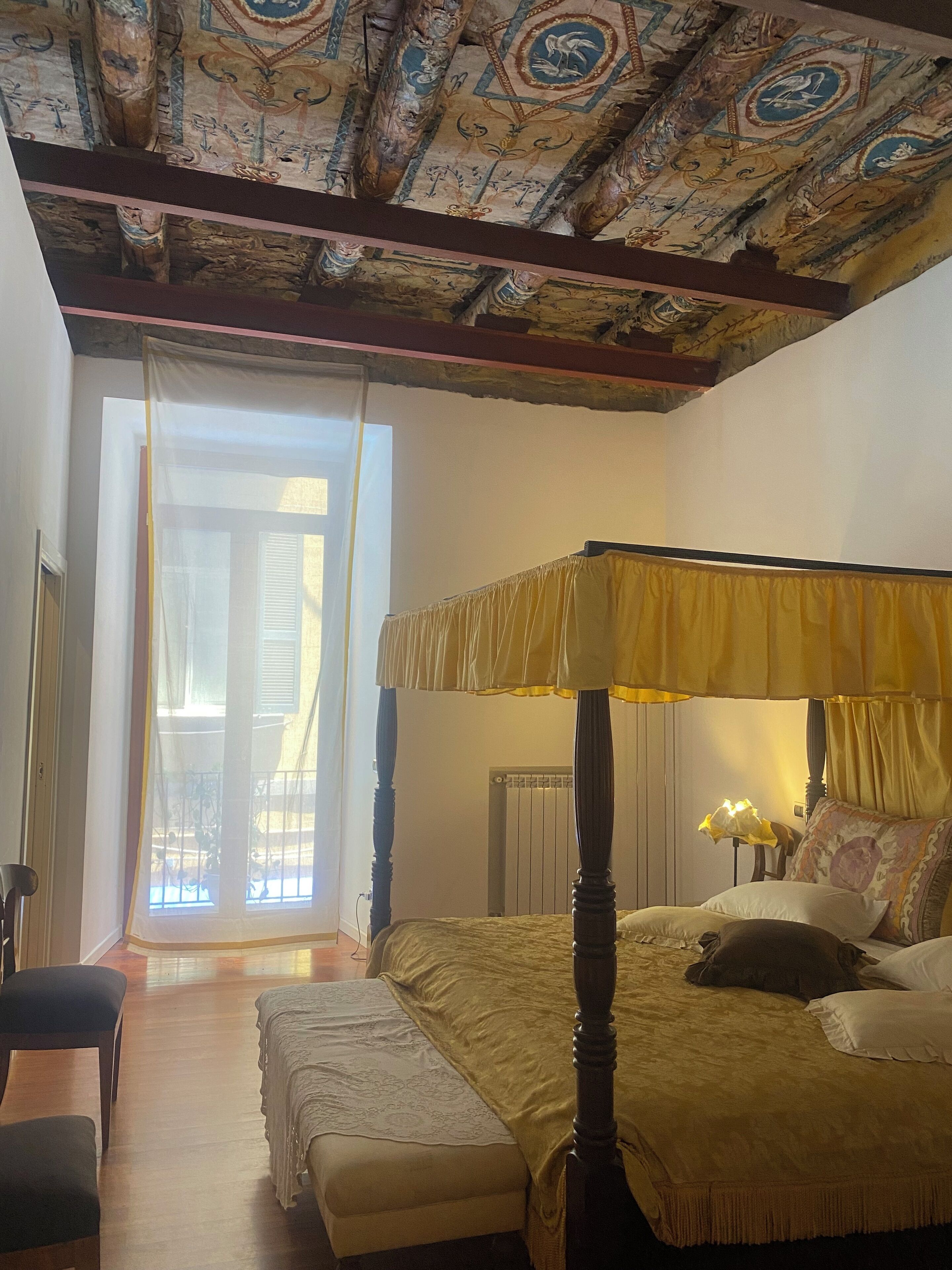 3 chambres, fer et planche à repasser, Wi-Fi, draps fournis