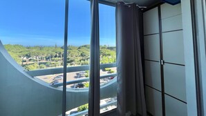 Interior - Studio with Parking and Sea View (La Grande-Motte)